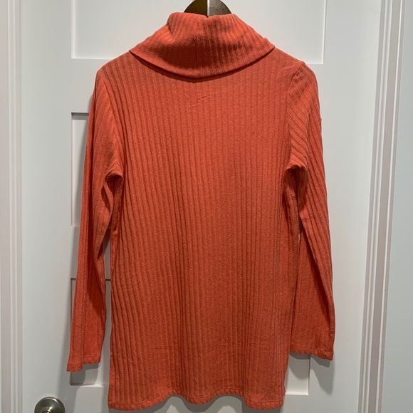 Soft Surroundings Tressa Tunic Hi-Low Sweater - Picture 5 of 9